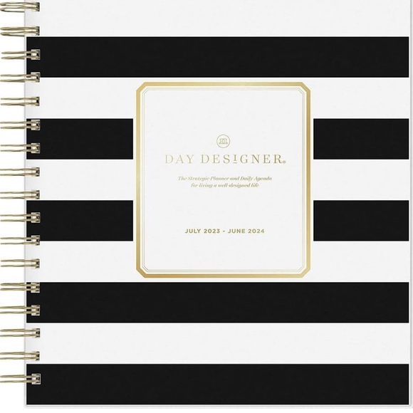Day Designer Daily/Monthly Planner *New with Tags* - Picture 6 of 8